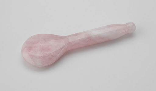 ROSE QUARTZ SCULPTING SPOON
